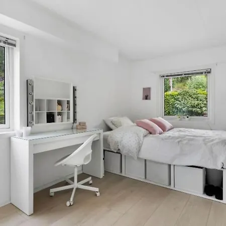 Nyaraló Cozy Detached Bergen